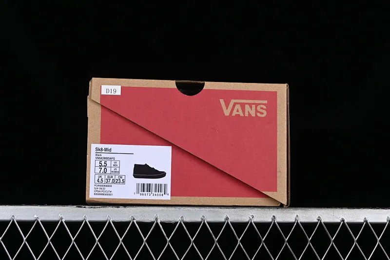 All categories Vans Vans series Vans Mid Vans China NEIGHBORHOOD x Vans Sk8-Mid joint series all black Chinese casual sneakers VN0A3WM3AFG